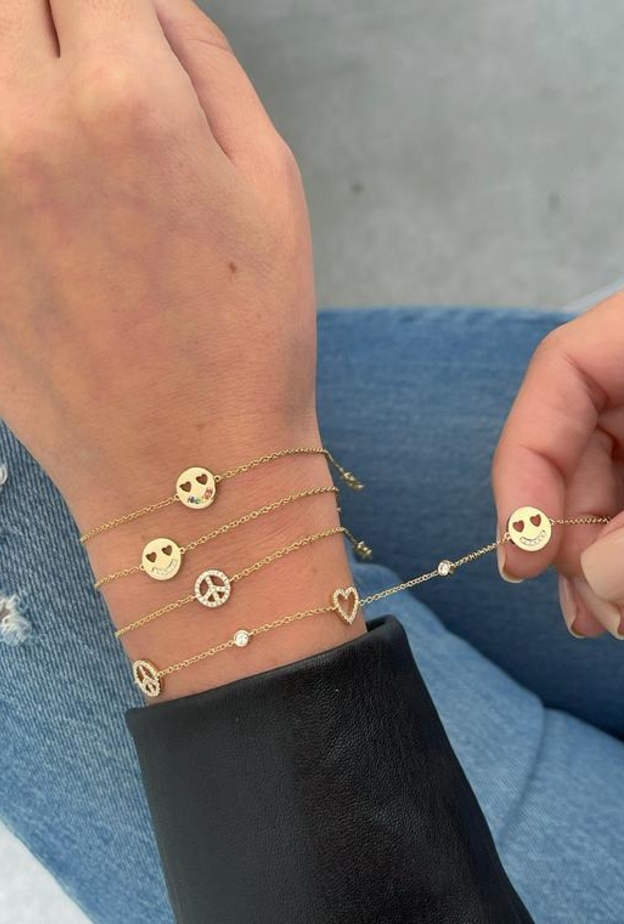 الصورة من موقع EF COLLECTION