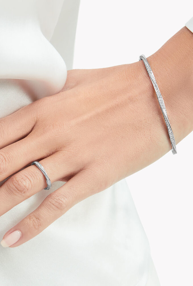 الصورة من موقع GRAFF