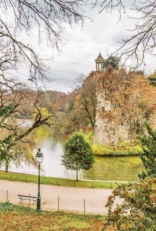حديقة بوت شومون Parc des Buttes-Chaumont