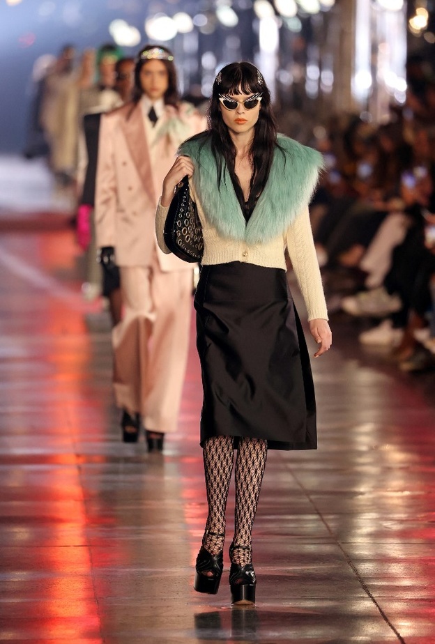 دار غوتشي تعود إلى جدول أسبوع الموضة في ميلانو 2021