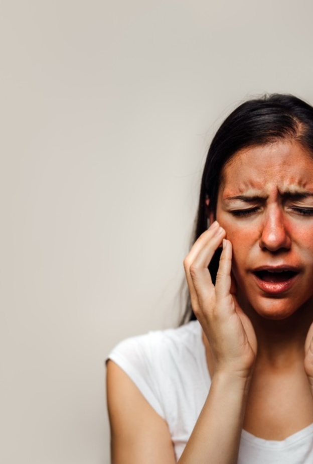 علاج القرح القلاعية في الفم وأعراضها