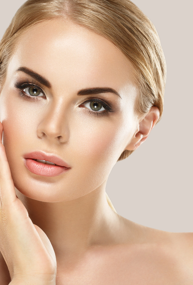 4 ماسكات طبيعية لتنظيف البشرة المختلطة من أول مرة