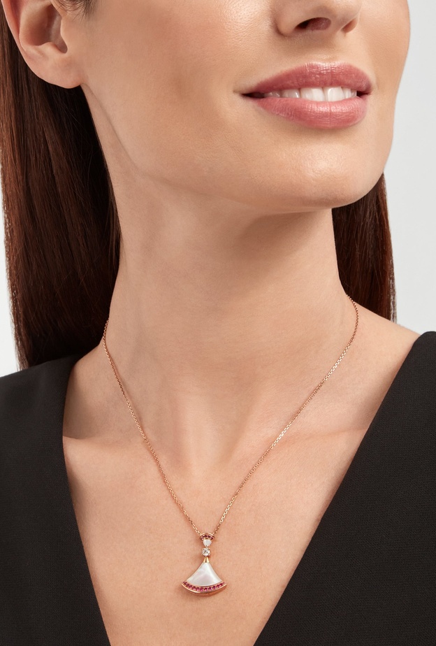 صورة من موقع بولغري