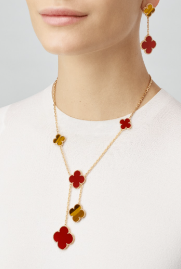 صورة من موقع فان كليف اند آربلز