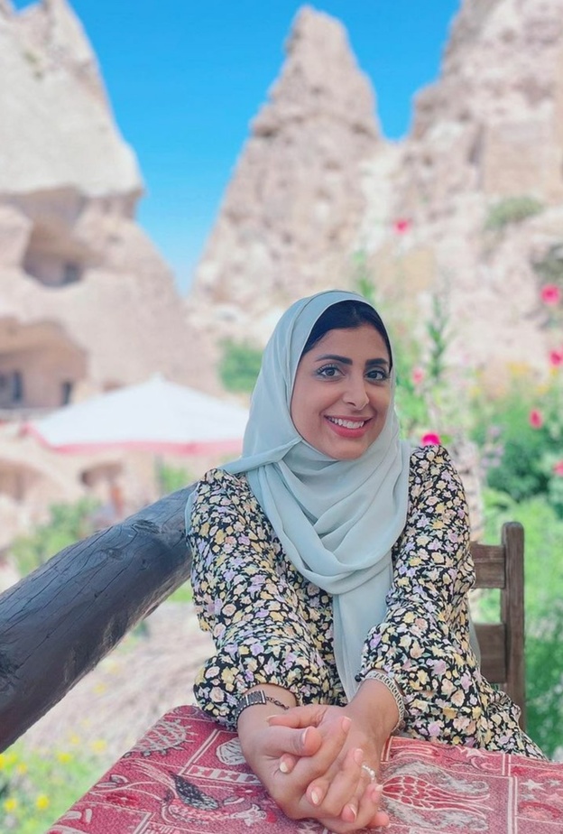 عائشة السيفي الصورة من حسابها على الانستجرام