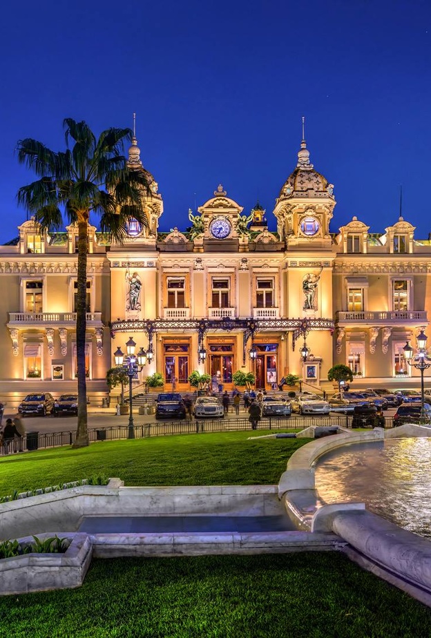 فندق شاطئ مونت كارلو Monte Carlo Beach-unsplash