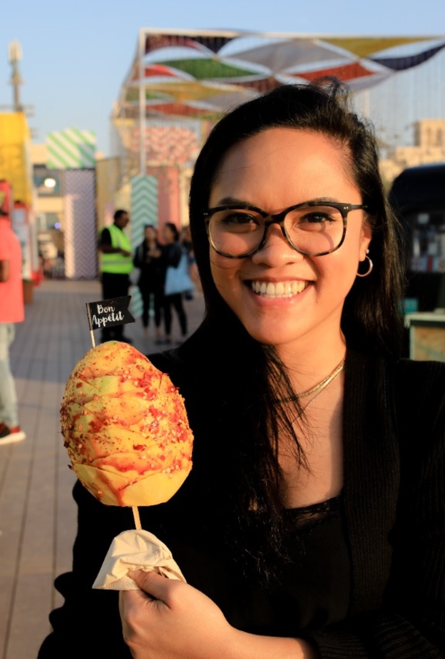 من فعالية كانتين الشاطئ.. عروض وترفيه احتفالاً باليوبيل الذهبي لدولة الإمارات