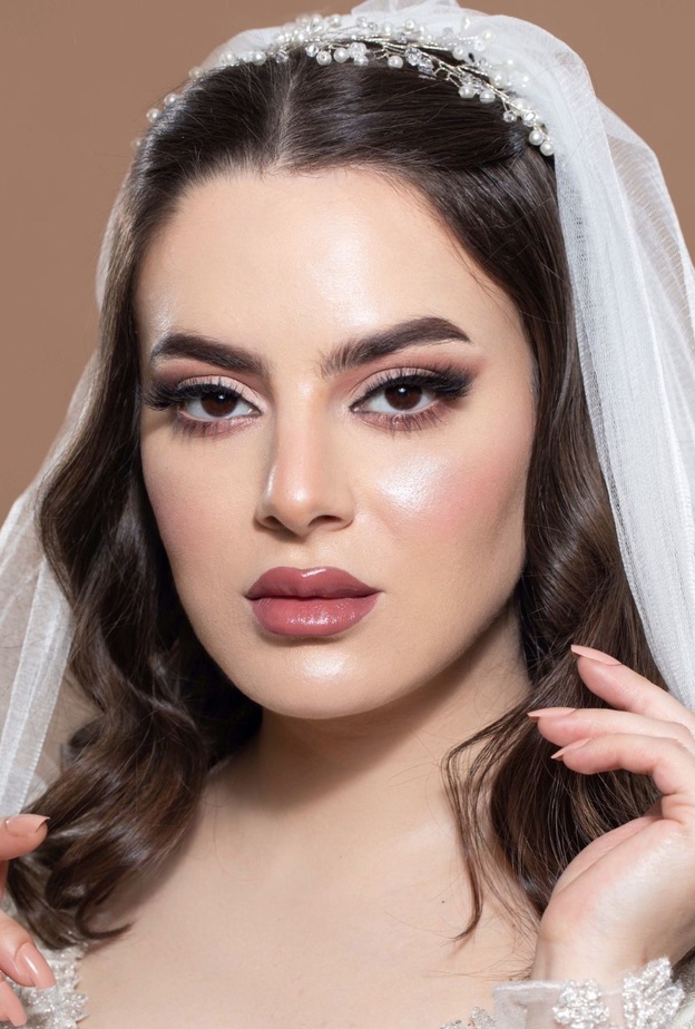 من مكياج العرايس من خبيرة التجميل السعودية عهود النقيدان