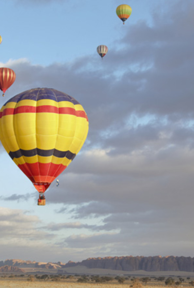 مناطيد العلا.. تجربة خيالية بتعيش فيها أروع اللحظات- المصدر روح السعودية