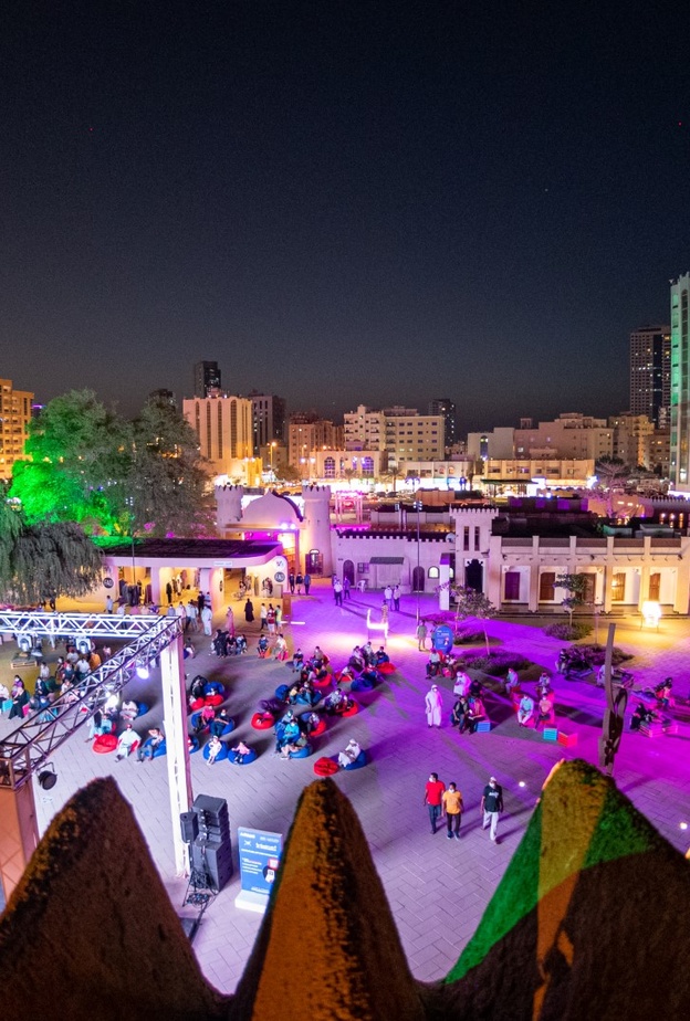 مهرجان المربعة للفنون تجربة ساحرة لجميع أفراد الأسرة- المصدر وكالة أنباء الإمارات 