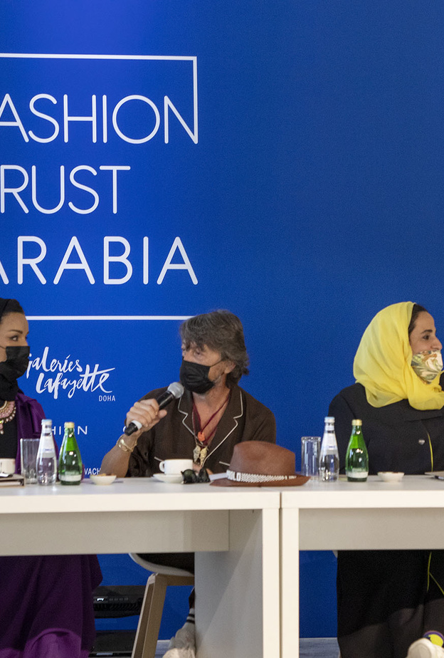 هنأت مؤسسة فاشن ترست أرابيا Fashion Trust Arabia الفائزين في حفل توزيع الجوائز لعام 2021