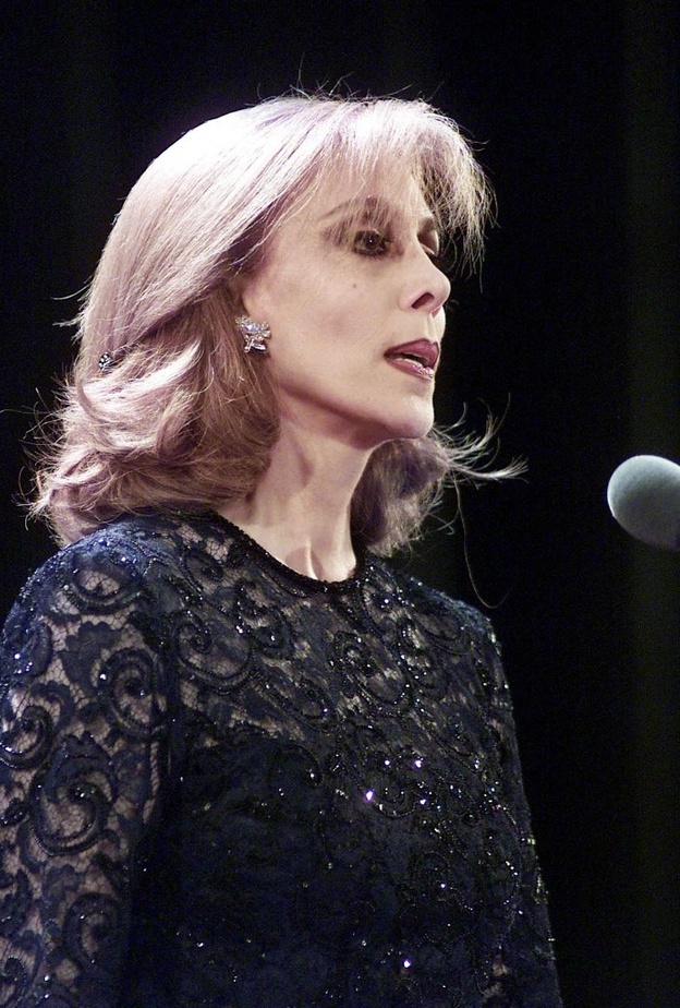 أسرار مكياج السيدة فيروز في عيد ميلادها الـ  86