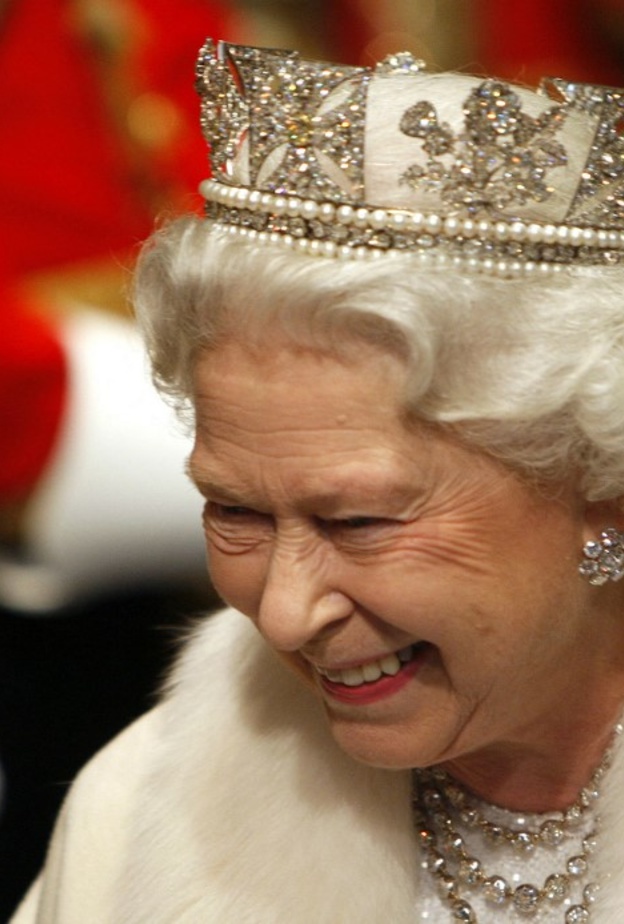 الملكة إليزابيث الثانية تحتفل باليوبيل البلاتيني العام المقبل