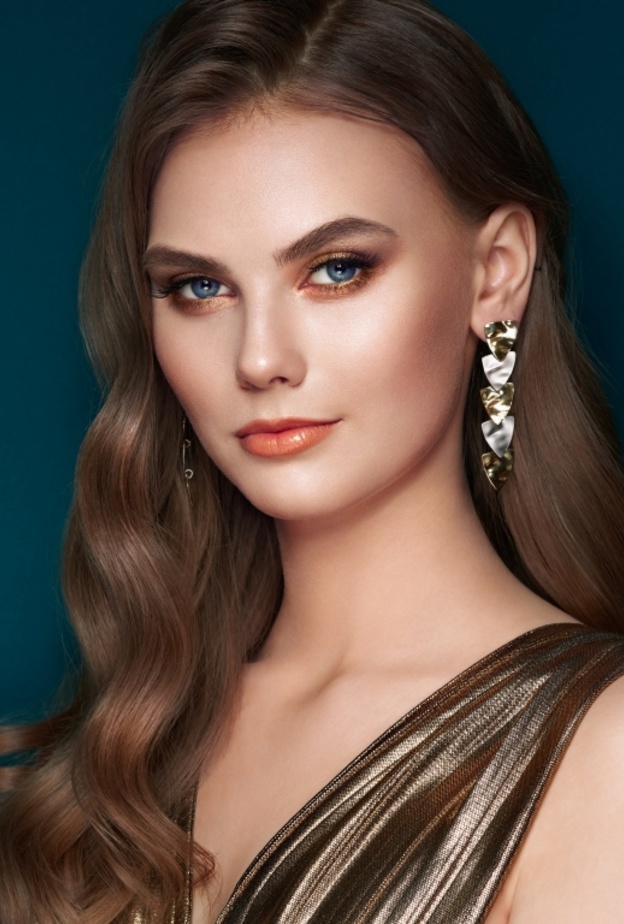 اختيار المكياج حسب لون العين