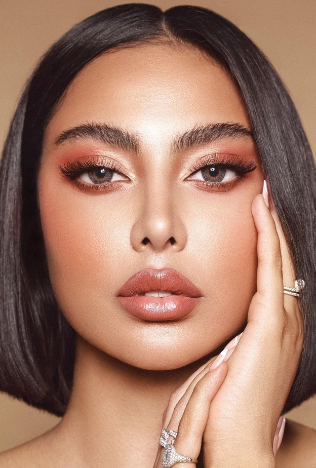 طريقة عمل مكياج خريفي على طريقة فاطمة المؤمن