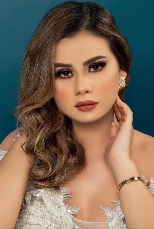  إبرز إطلالات منة عرفة الجمالية بعد خبر انفصالها عن خطيبها 