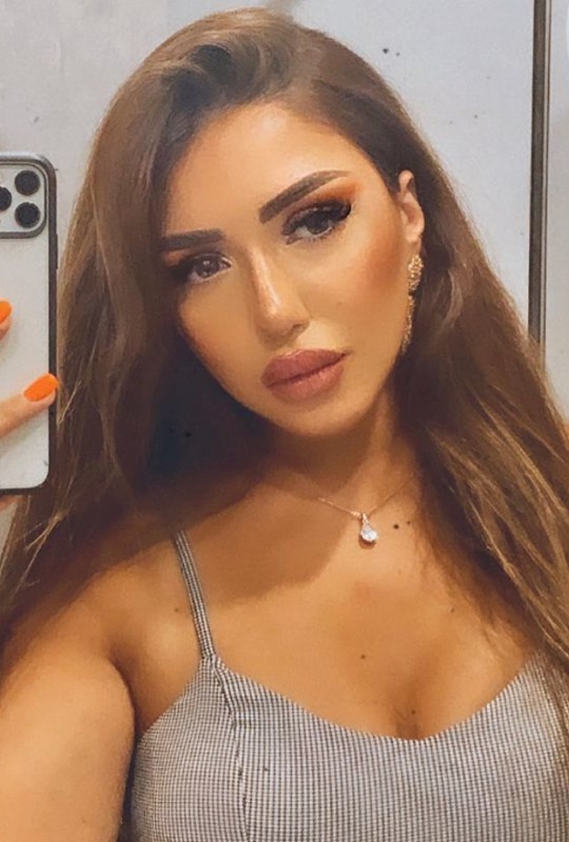 سارة سلامة تثير الجدل مجددا بأحدث صورها والجمهور يشبهها بـ ميريام فارس