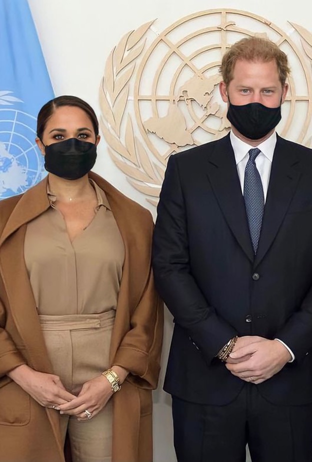 لهذا السبب قرر الأمير هاري وزوجته الابتعاد عن مواقع التواصل