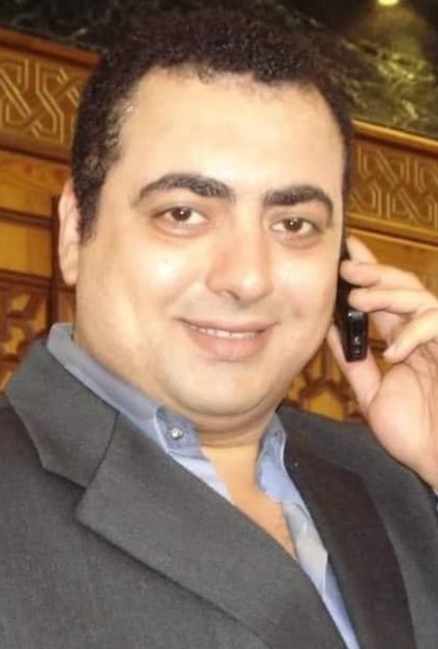 الفنان أحمد عبد الحي 