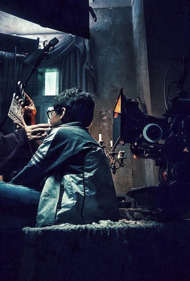 فيلم "برا المنهج"