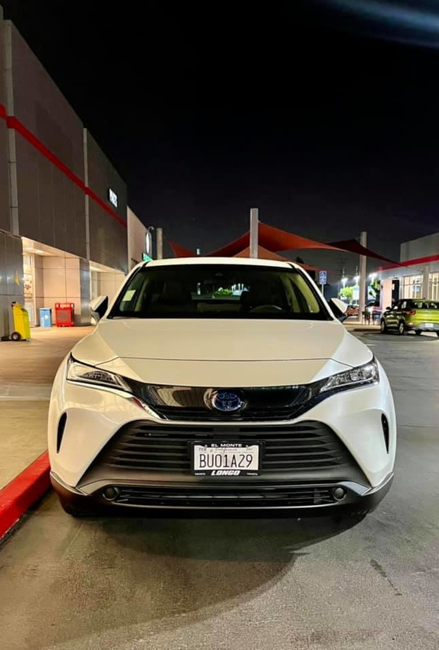 تويوتا تطرح سيارة Venza الجديدة