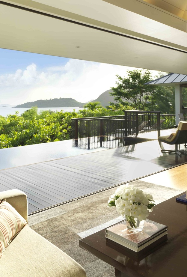 منتجع رافلز سيشل يدعو سكان دولة الإمارات للاحتفال بعطلة العيد الوطني والاستمتاع بتجربة إقامة استثنائية