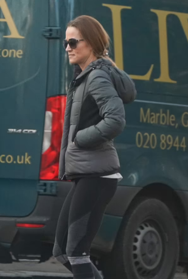 بيبا ميدلتون في إطلالة رياضية مفضلة للمشاهير في أحدث ظهور لها