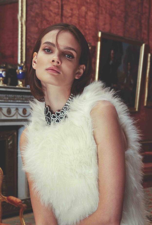 جلسة تصويرية خاصة ب"هي" تحت عنوان ROCK & ROYALTY