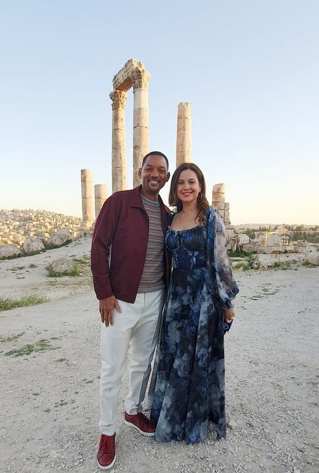 ويل سميث مع ريا أبي راشد بالتزامن مع العرض الخاص لفيلم "الملك ريتشارد" في دبي