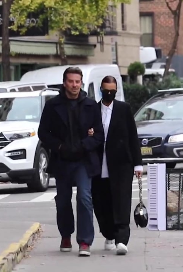 برادلي كوبر مع إيرينا شايك