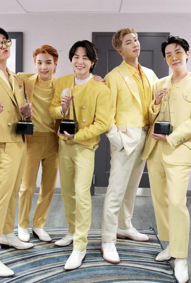 فرقة BTS تتصدر قائمة جوائز الموسيقى الأمريكية 2021