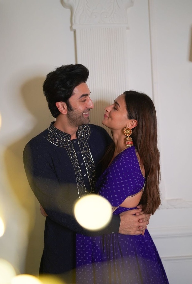 عليا بهات تجيب على تساؤلات معجبيها بشأن خططها للزواج