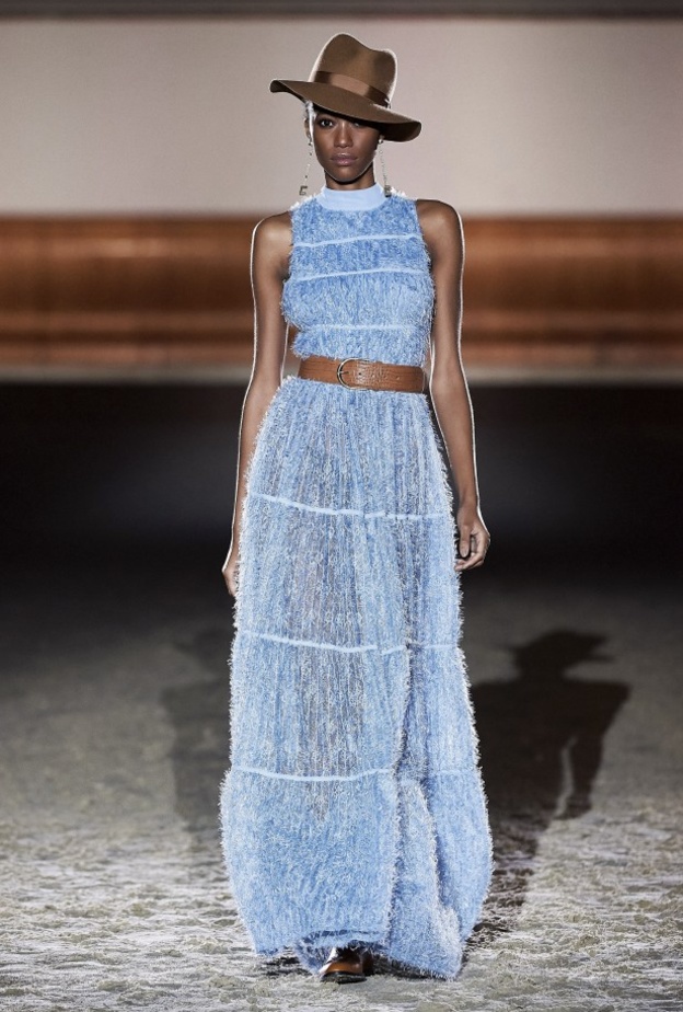 بدلة رسمية زرقاء من Annakiki