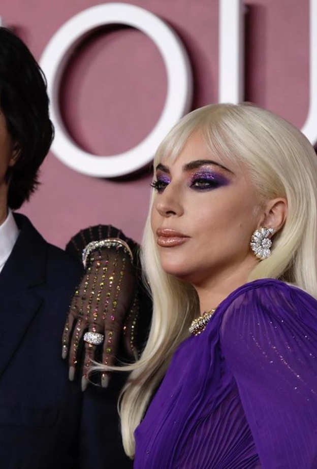 ليدي جاجا وآدام درايفر