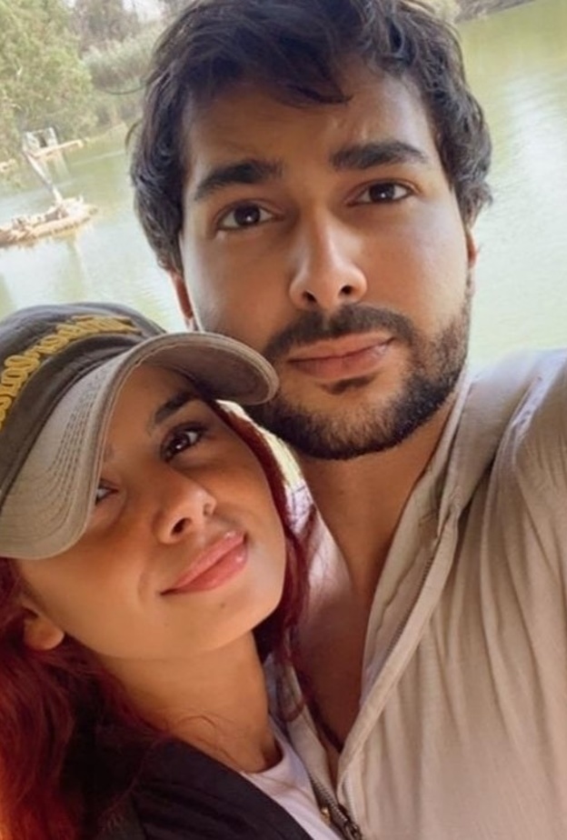 طليق منة عرفة يرد على رسائل "الشماتة": "فرحتكم مش هتكمل"