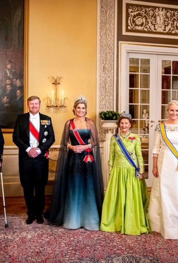 الملك هارالد والملكة سونيا يستضيفان مأدبة عشاء رسمية لملك وملكة هولندا