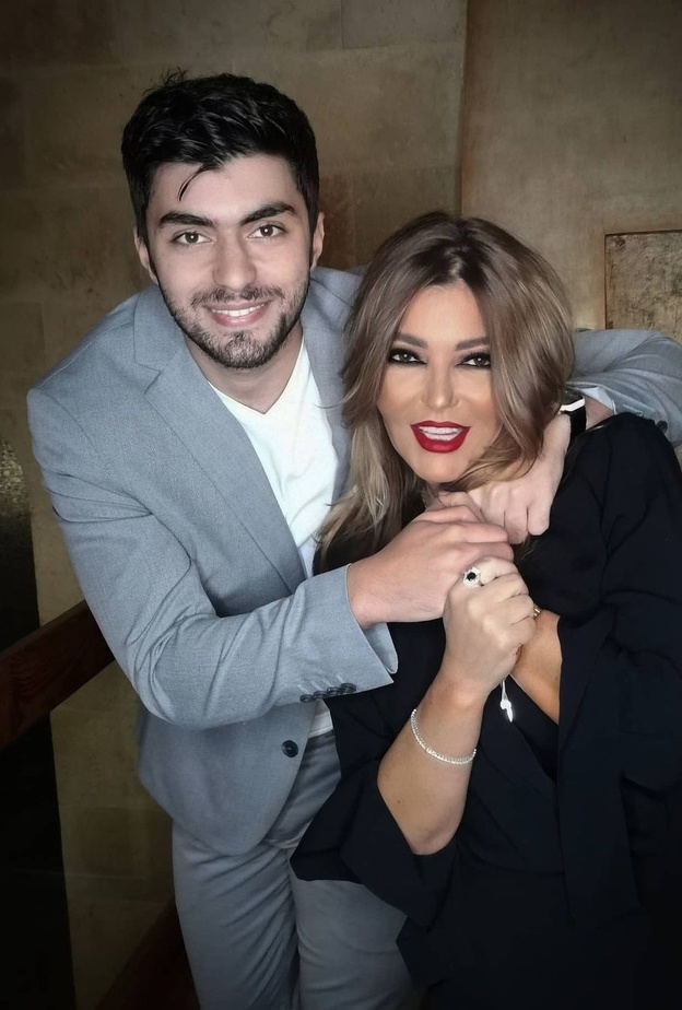 سميرة سعيد تحتفل بعودة ابنها وتستقبله بطريقة مميزة 