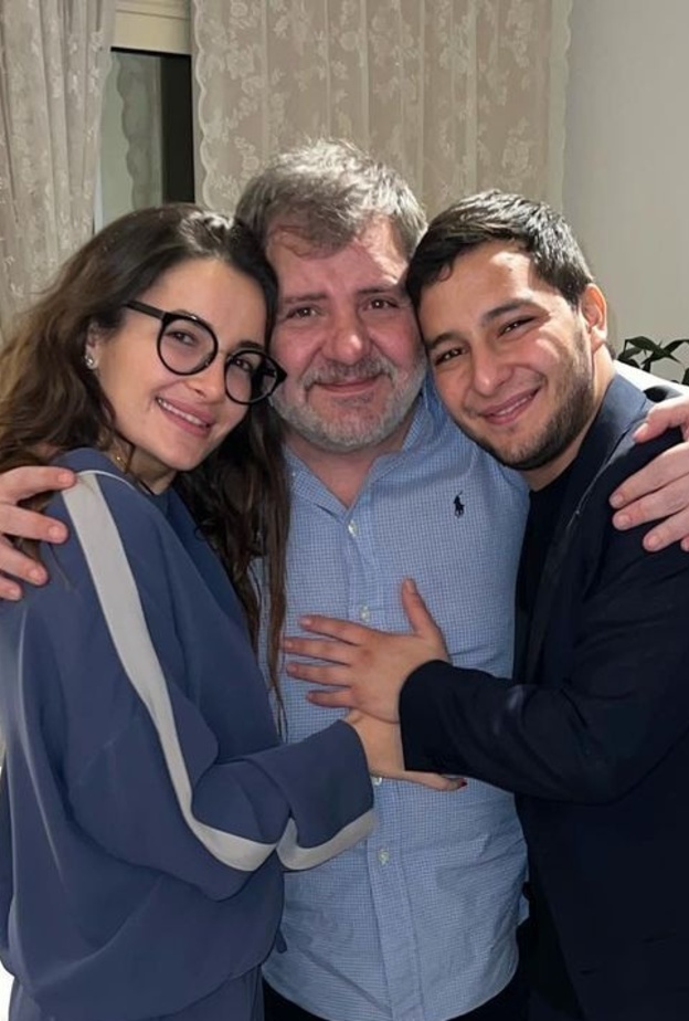 شام الذهبي تجتمع مع والدها في لقاء عائلي بغياب والدتها أصالة