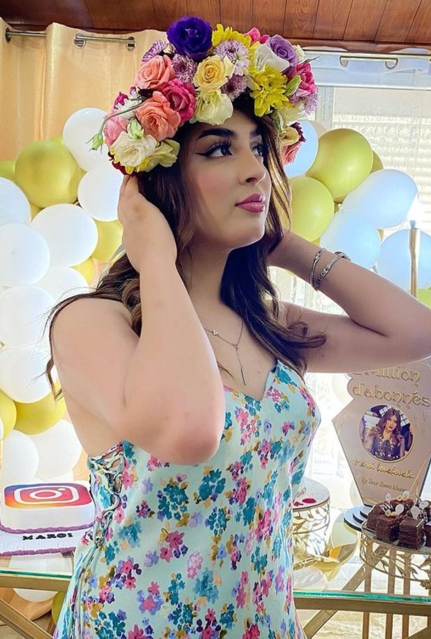 سهيلة بن لشهب احتفلت بعيد ميلادها الـ 27