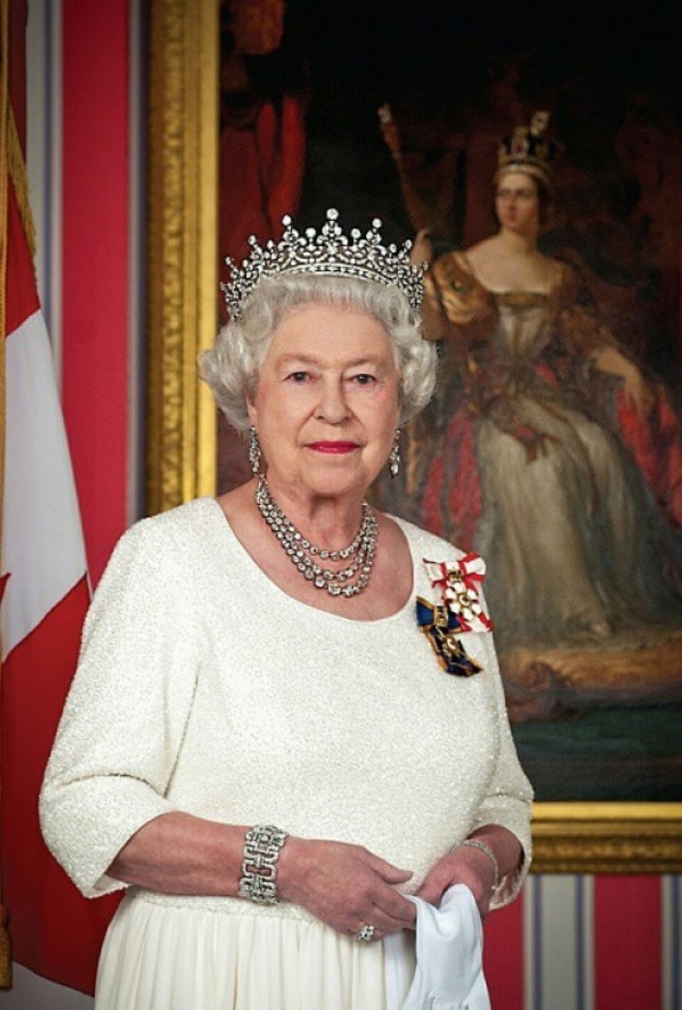 ملكة بريطانيا تبحث عن موظف لكتابة خطاباتها الشخصية في منزلها في لندن