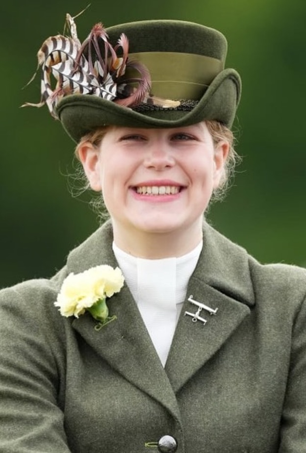 ليدي لويز وندسور تحتفل بعيد ميلادها 18