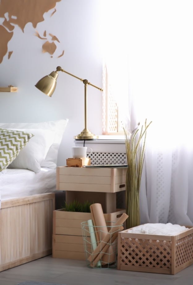 أماكن للتخزين أسفل السرير