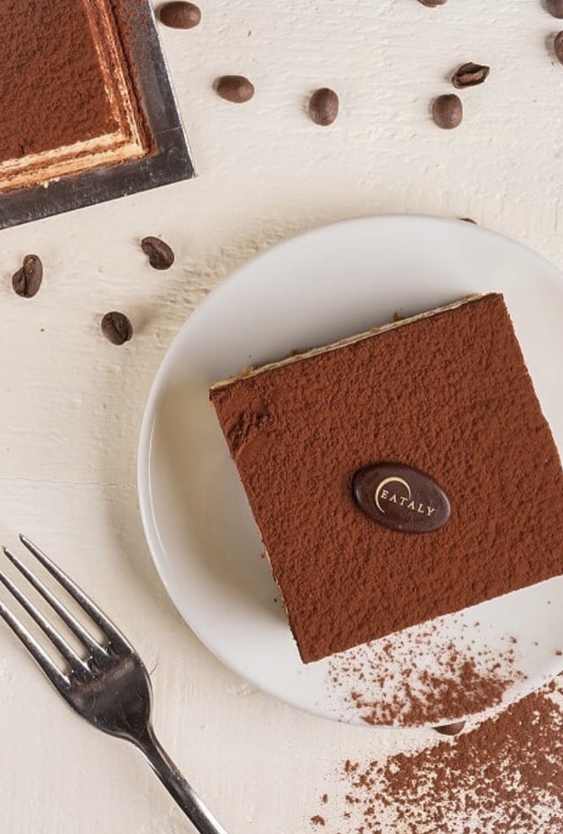 أفضل 10 أماكن في الرياض لتناول التيراميسو الإيطالي