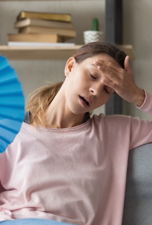 ماهو سبب التعرق الزائد قبل نزول الدورة الشهرية