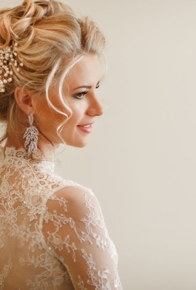 صبغات شعر للعروس باللون الاشقر الذهبي