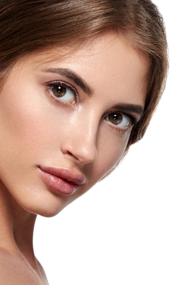 طريقة تحضير ماسك القرفة لإزالة حفر الوجه وتكبير الشفايف