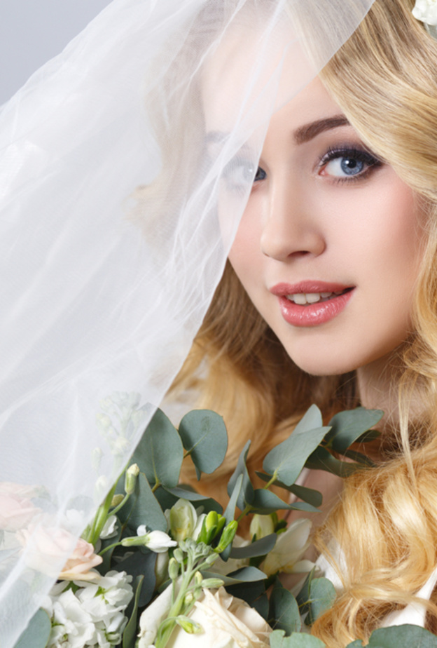 فوائد العنب الأخضر الصحية للعروس