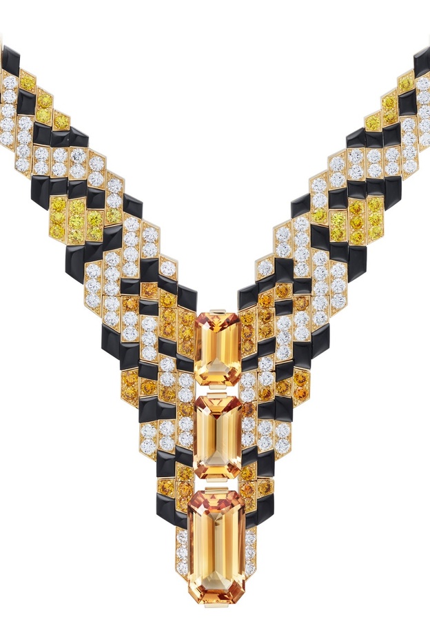 قلادة من كارتييه  Cartier