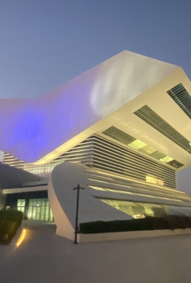 مكتبة دبي العامة الراشدية DUBAI PUBLIC LIBRARY AL RASHIDIYA