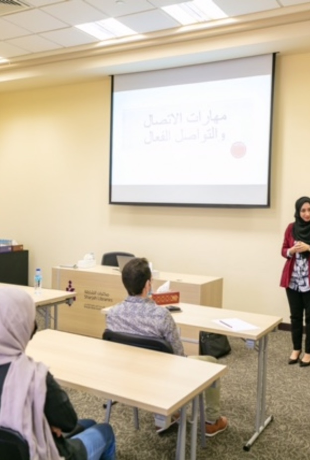 ملتقى الدليل المهني يكشف للباحثين عن عمل أسرار الحصول على الوظائف واستثمار الفرص